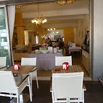 Madison Отель 3*