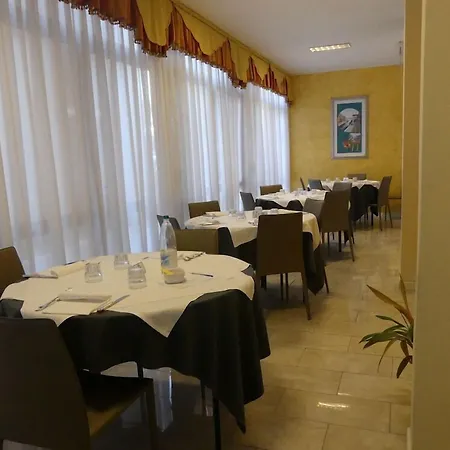 Madison 3* Τζεσόλο Λίντο