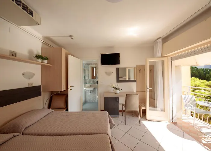 Hotel Madison 3*